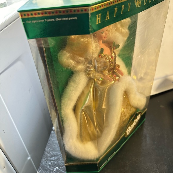 1994 & 1996 NIB Special Edition Holiday Barbies - Picture 7 of 8